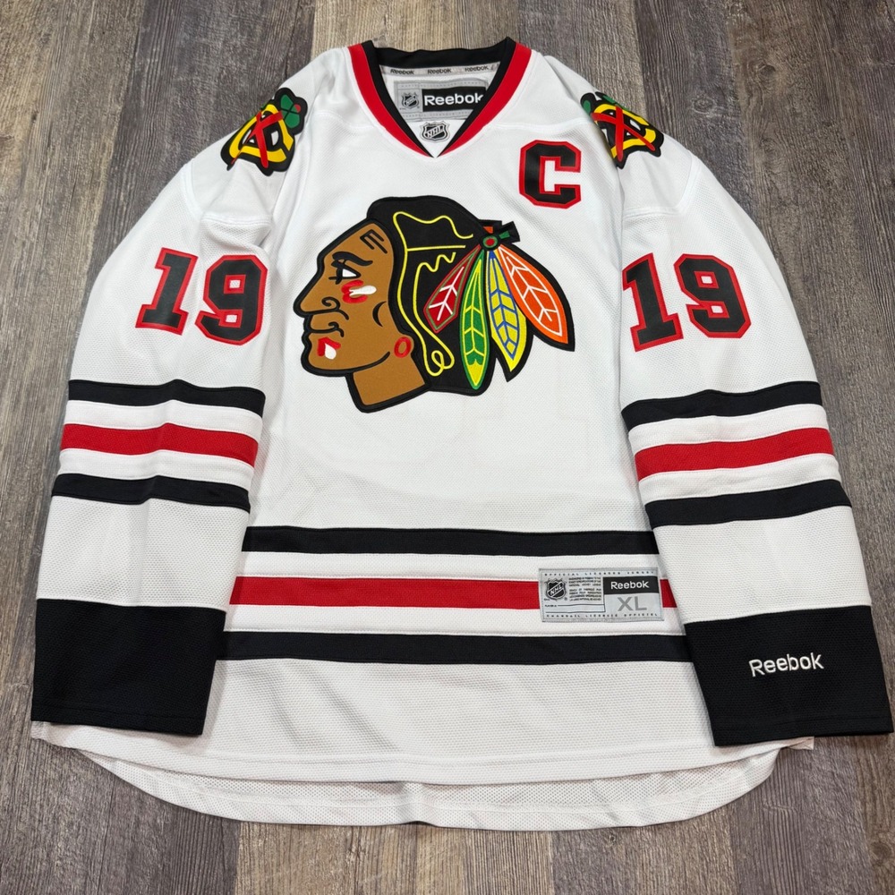 2014 Reebok Chicago Blackhawks NHL Jersey Mens XL White Toews 19 Captain Away